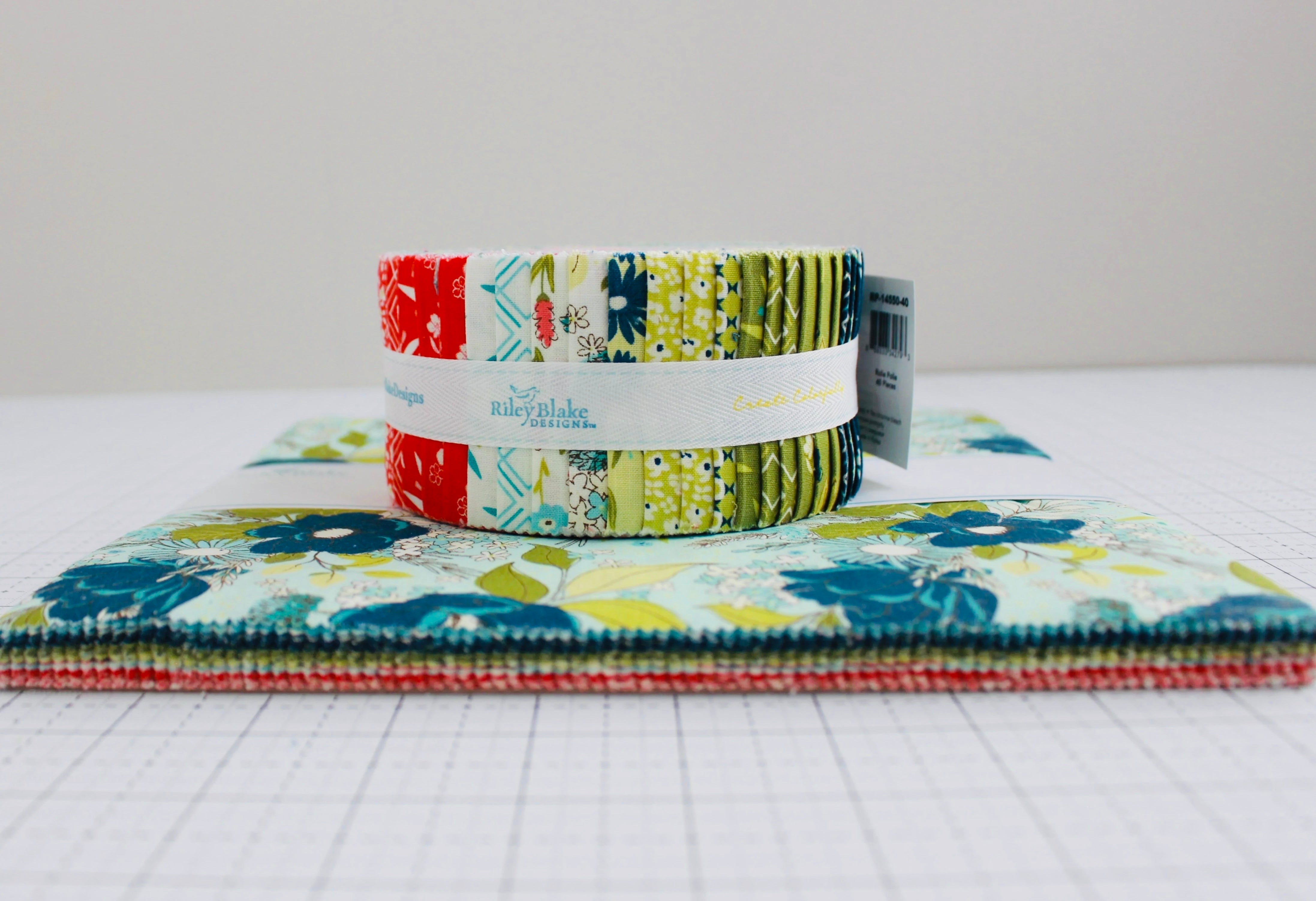 新品未使用90'Sfabric by DORMEUIL duke evance3 新品未使用90'Sfabric by DORMEUIL duke evance3 新品未使用90