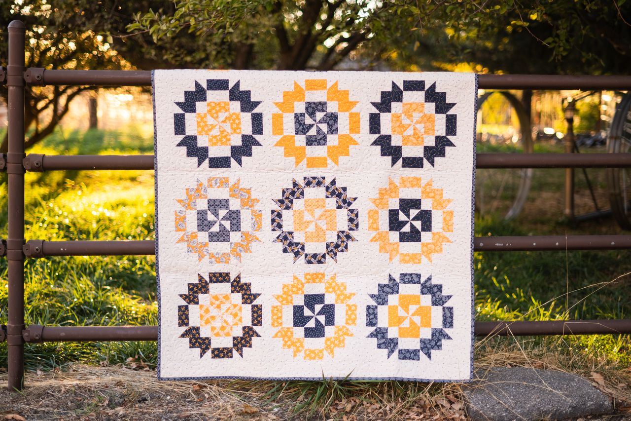 Cheddar at Twilight Peppermint Bark Quilt Boxed Kit