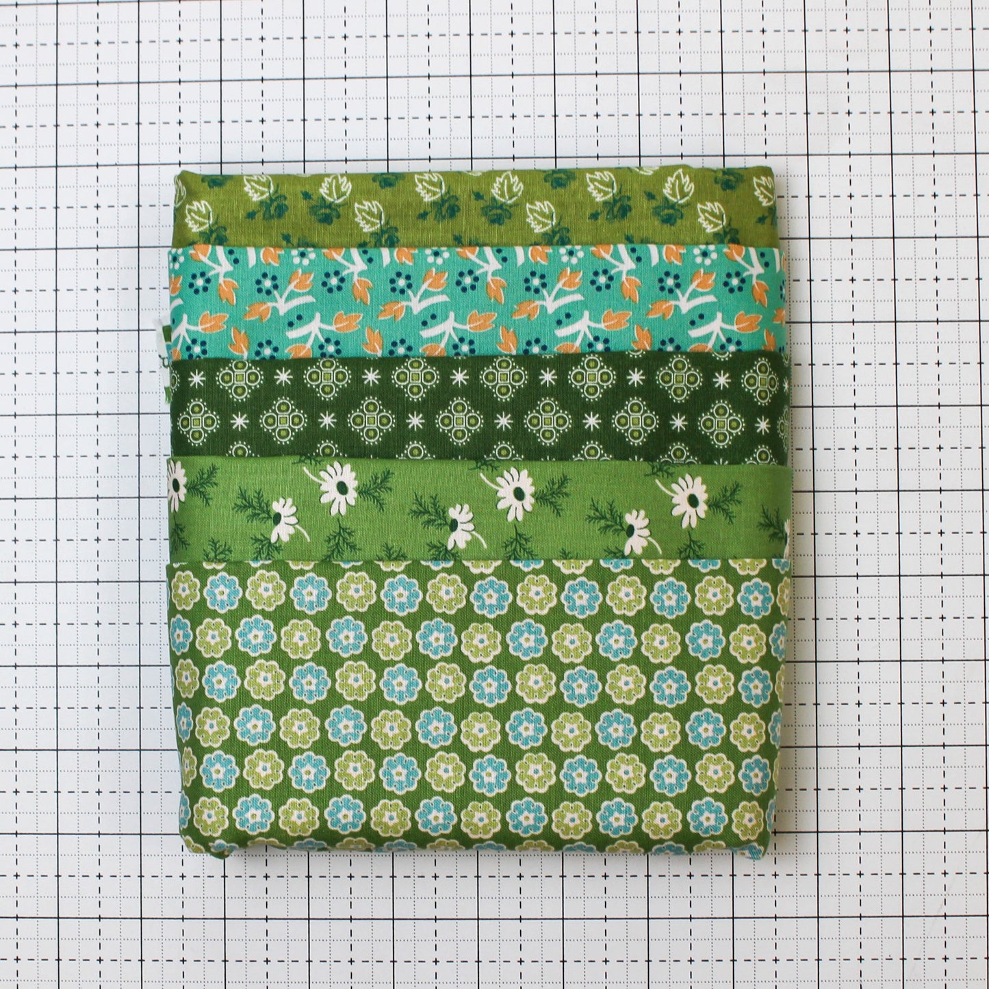 Lori Holt Color Bundle - Green