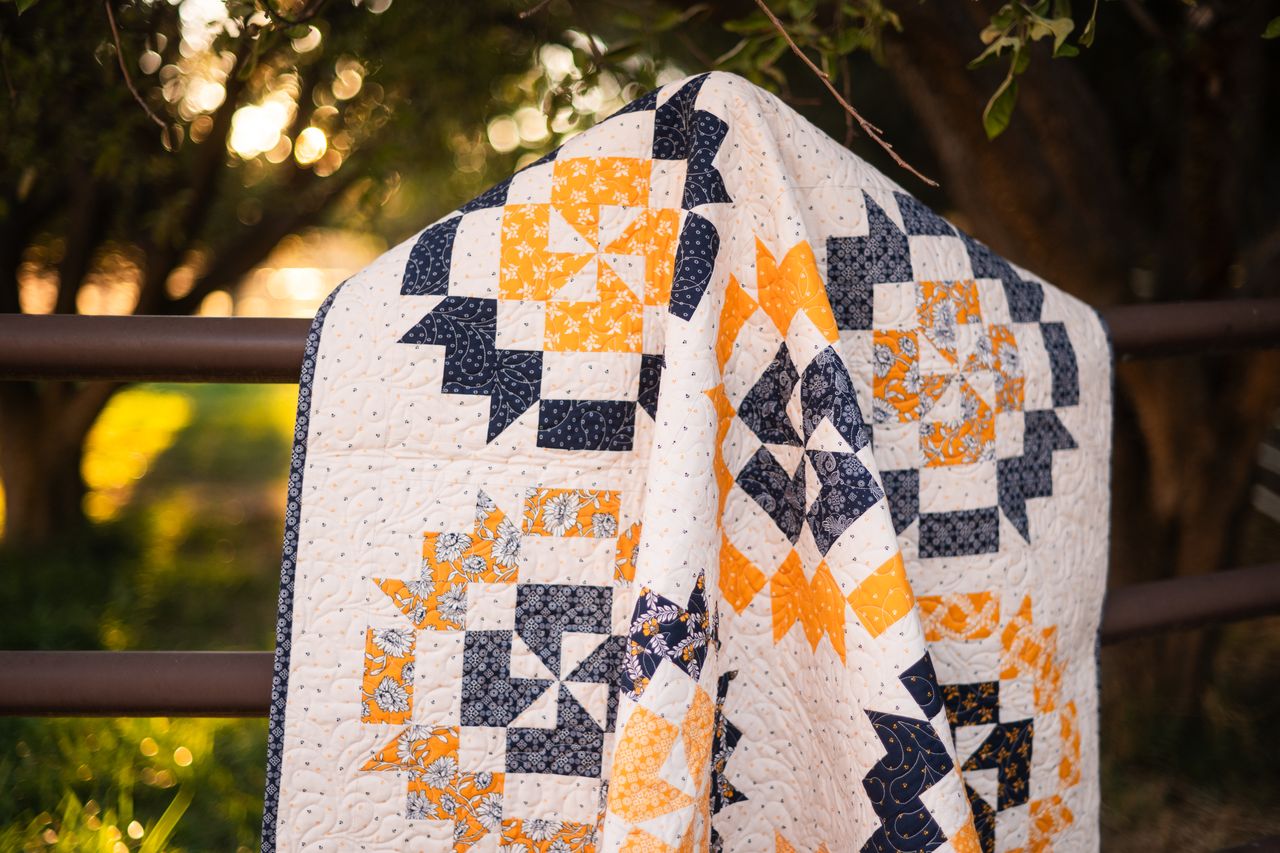 Cheddar at Twilight Peppermint Bark Quilt Boxed Kit