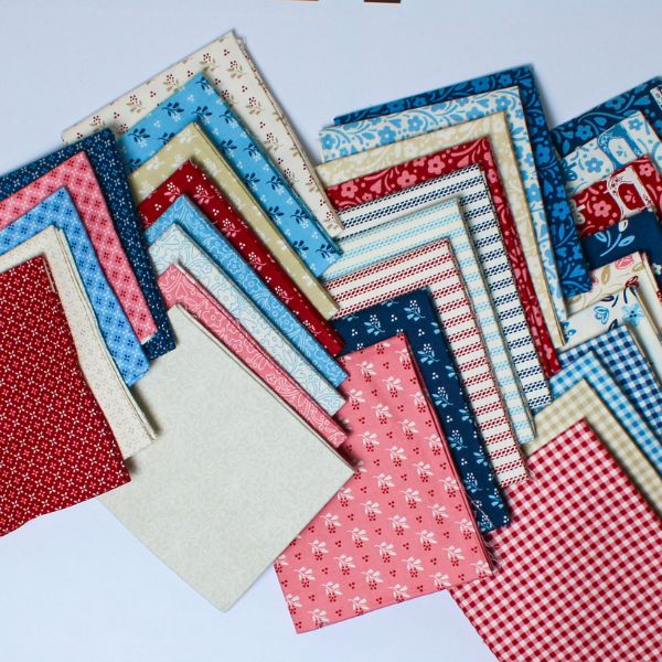 Cozy House - Fat Quarter Bundle