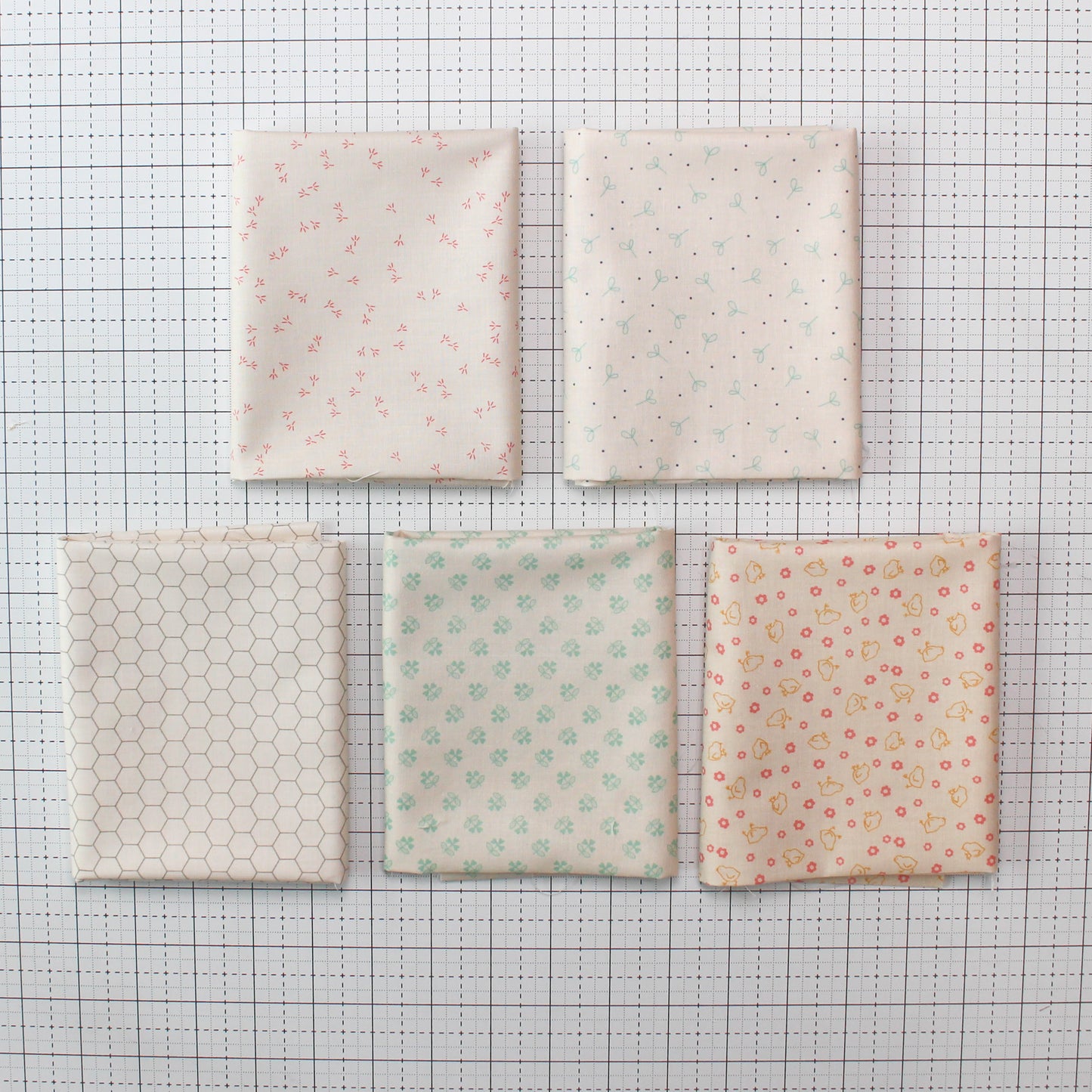 Lori Holt Farmer's Daughter 5-Piece Neutral Bundle
