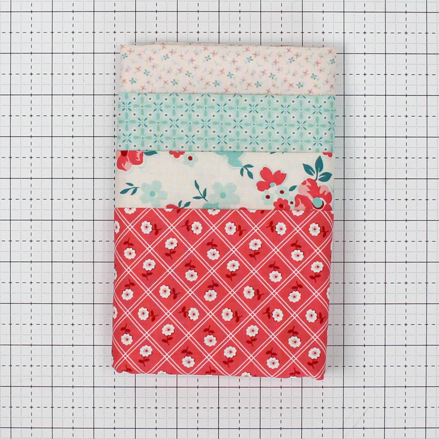 Lori Holt Berry & Sage 4-Piece Variety Bundle
