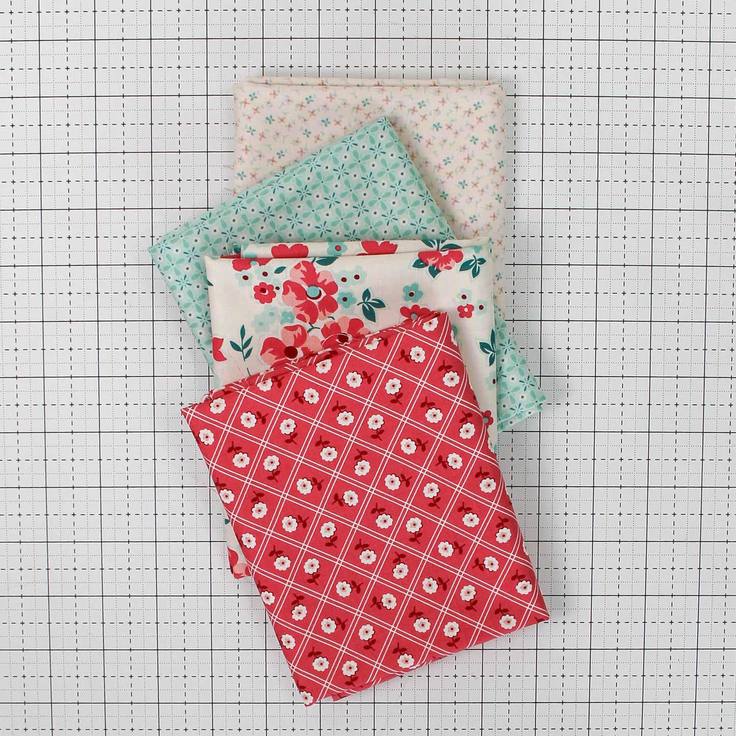 Lori Holt Berry & Sage 4-Piece Variety Bundle