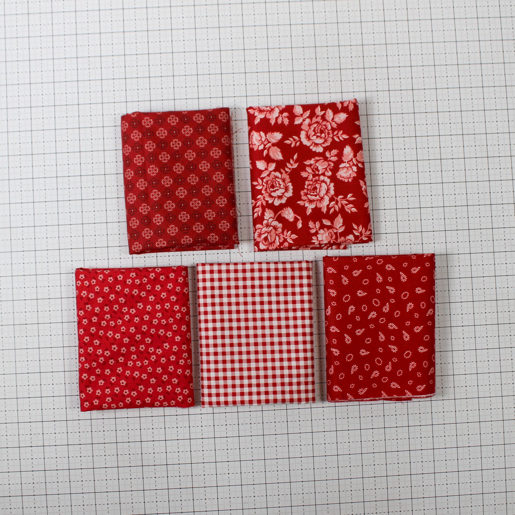 Lori Holt Color Bundle - Red